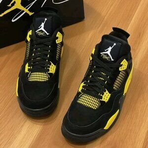 Men's Air Jordan 4 Retro "Thunder" Black & Yellow Sneakers - New With Original B